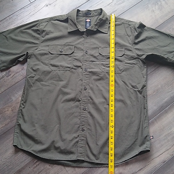 DICKIE RELAXED FIT SHORT SLEEVE SHIRT SIZE L MEN GREEN - Picture 9 of 13